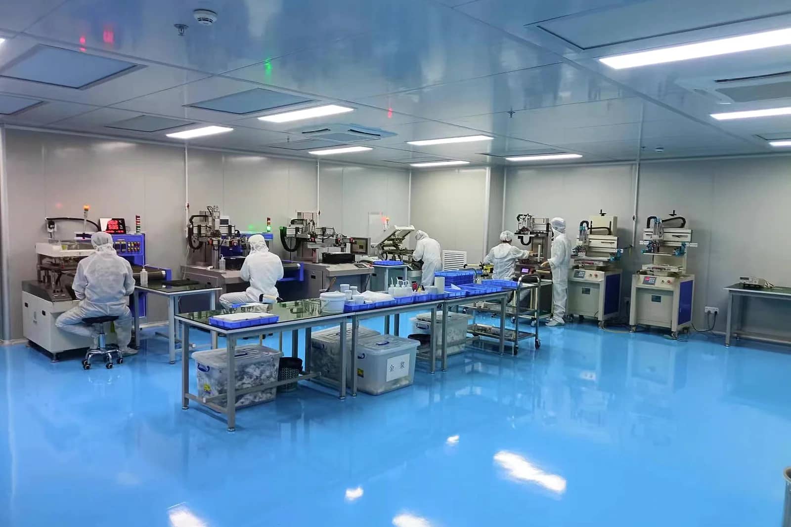 Chipsimple screen-printing workshop used for thick film circuit production