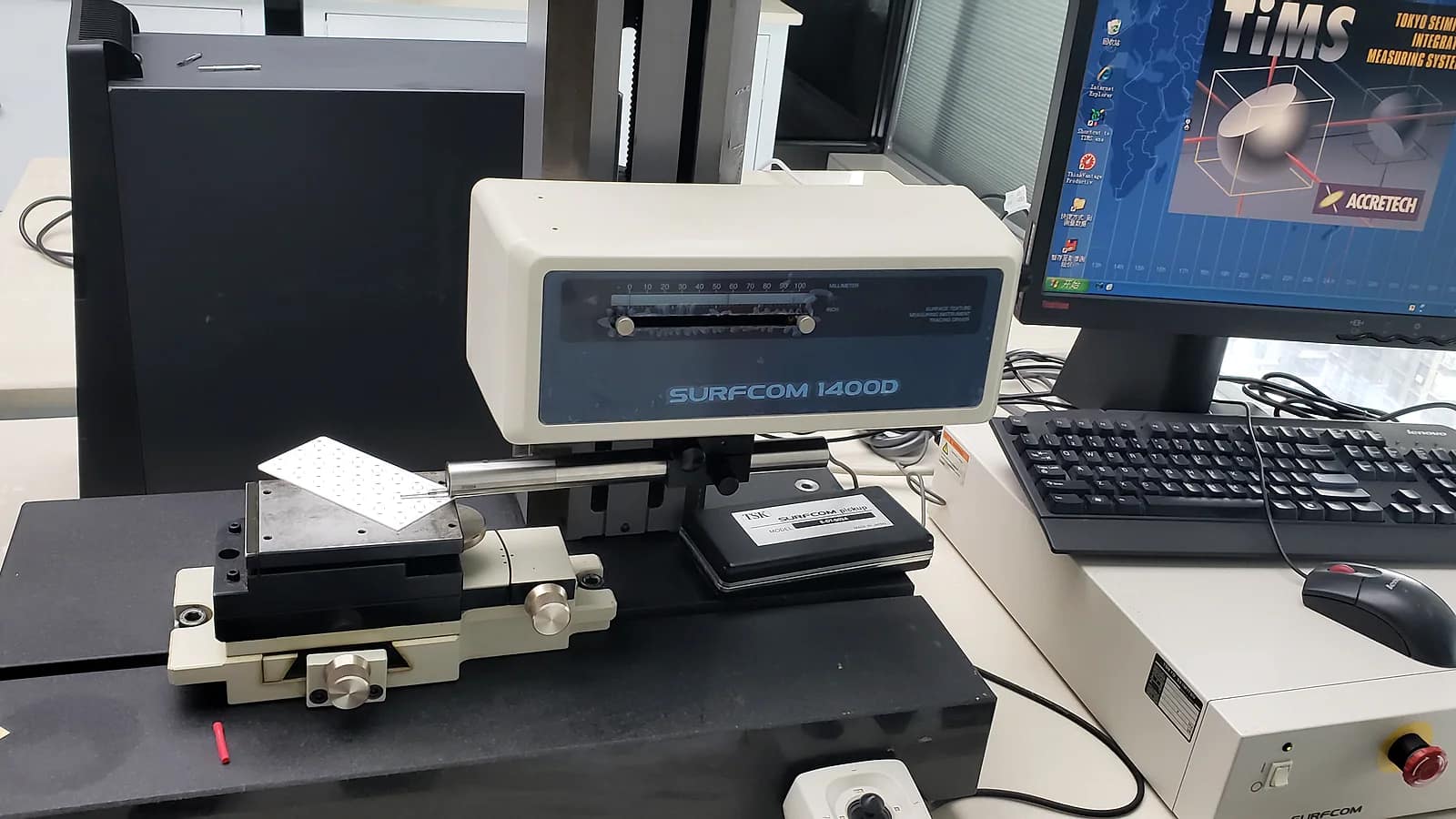 Company-source surface profile measurement equipment in the inspection area